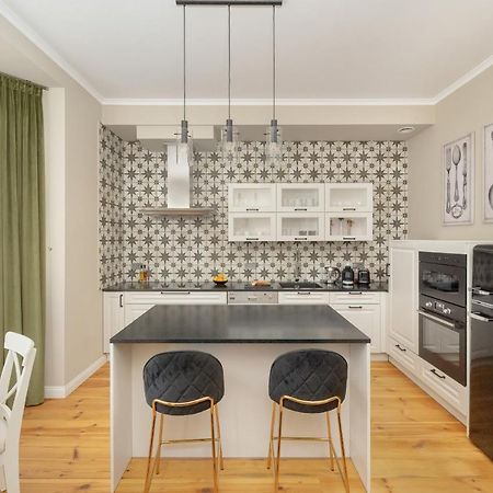 Aesthetic One Bedroom Apartment In Wroclaw By Noclegi Renters Dış mekan fotoğraf